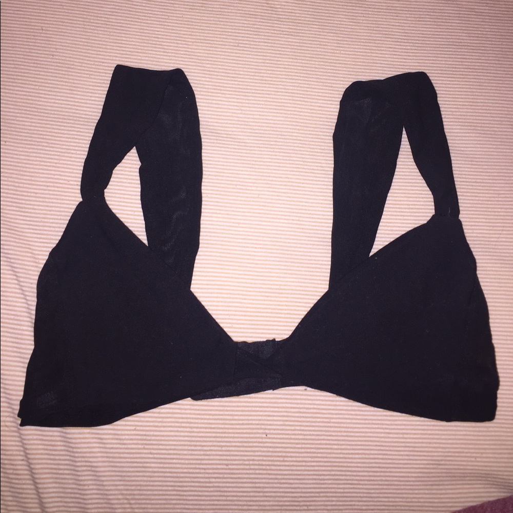 Black stone cold fox bikini top, with mesh straps