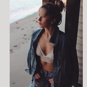 Meet your Posher, Kendall