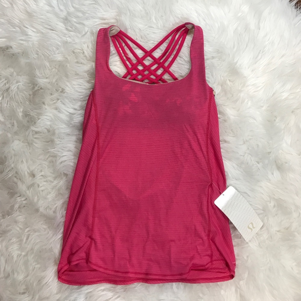 • Lululemon • Wild Tank Top Bon Bon Butterfly 4 - Picture 3 of 5
