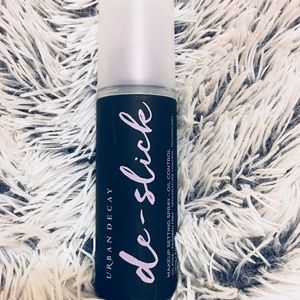 Setting spray