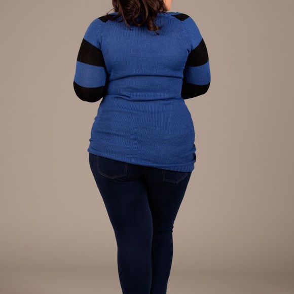 Zora Tunic Sweater - Picture 6 of 6