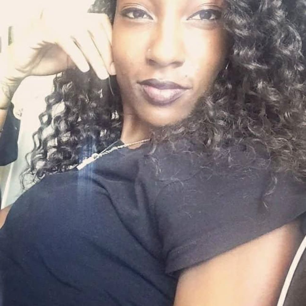 Meet your Posher, Kay