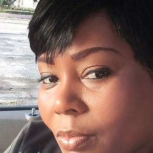 Meet your Posher, Latisha