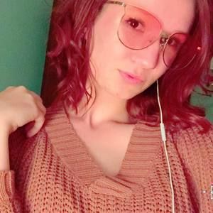 Meet your Posher, Lily