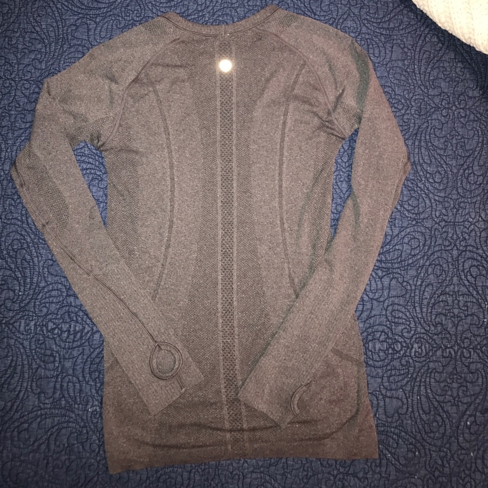 Lululemon Swiftly Tech Long Sleeve Crew