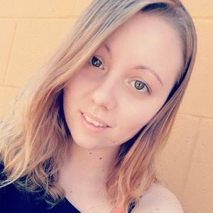 Meet your Posher, Brittney