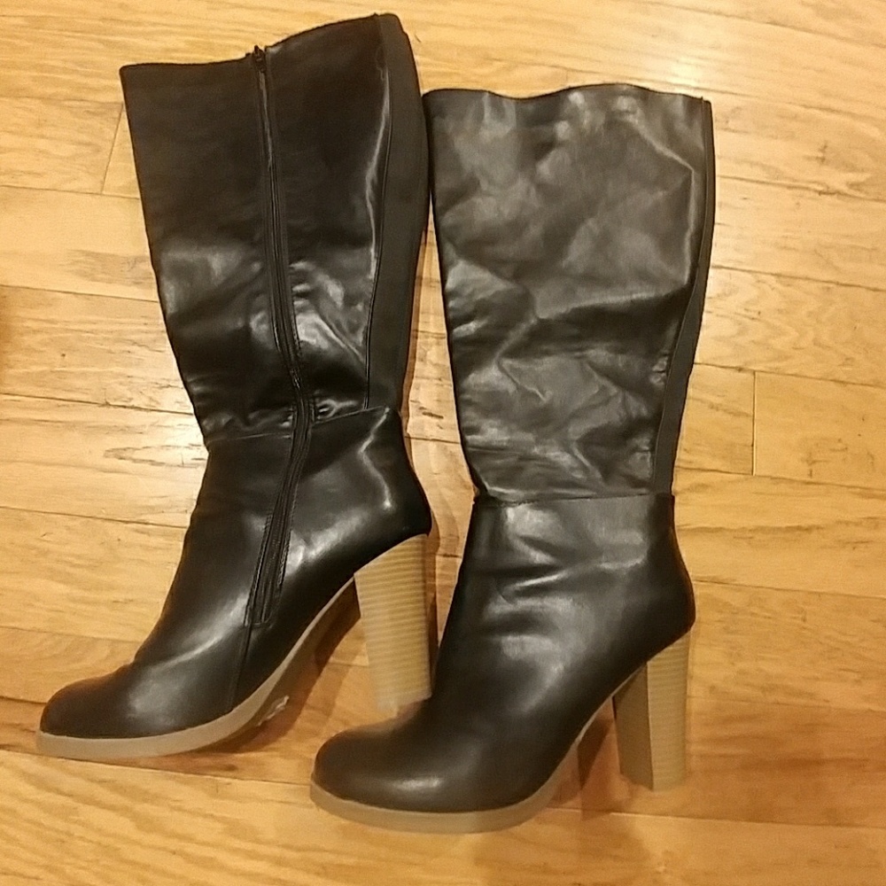 Lane Bryant black boots