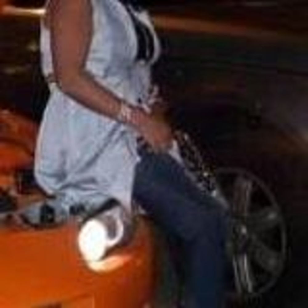 Meet your Posher, Lena