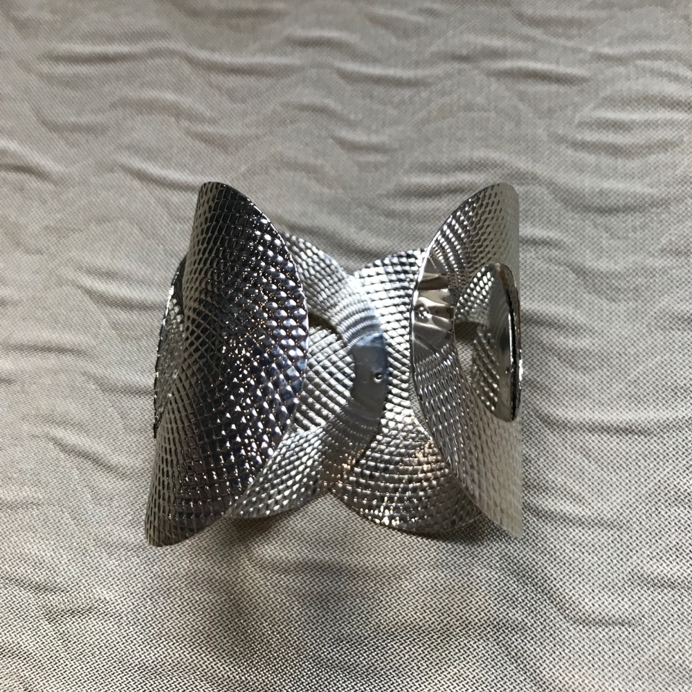 Silver Cuff - Picture 3 of 4