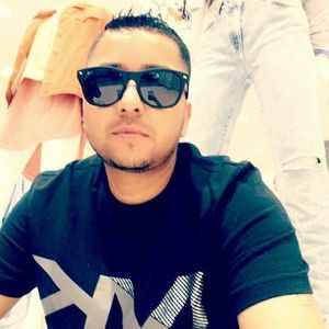 Meet your Posher, Enrique