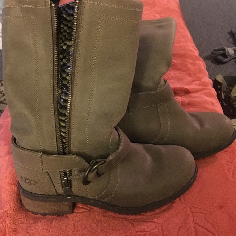 Women's Ugg boots