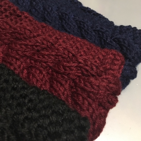 ONLY NAVY BLUE LEFT crochet ear warmer headband - Picture 4 of 5