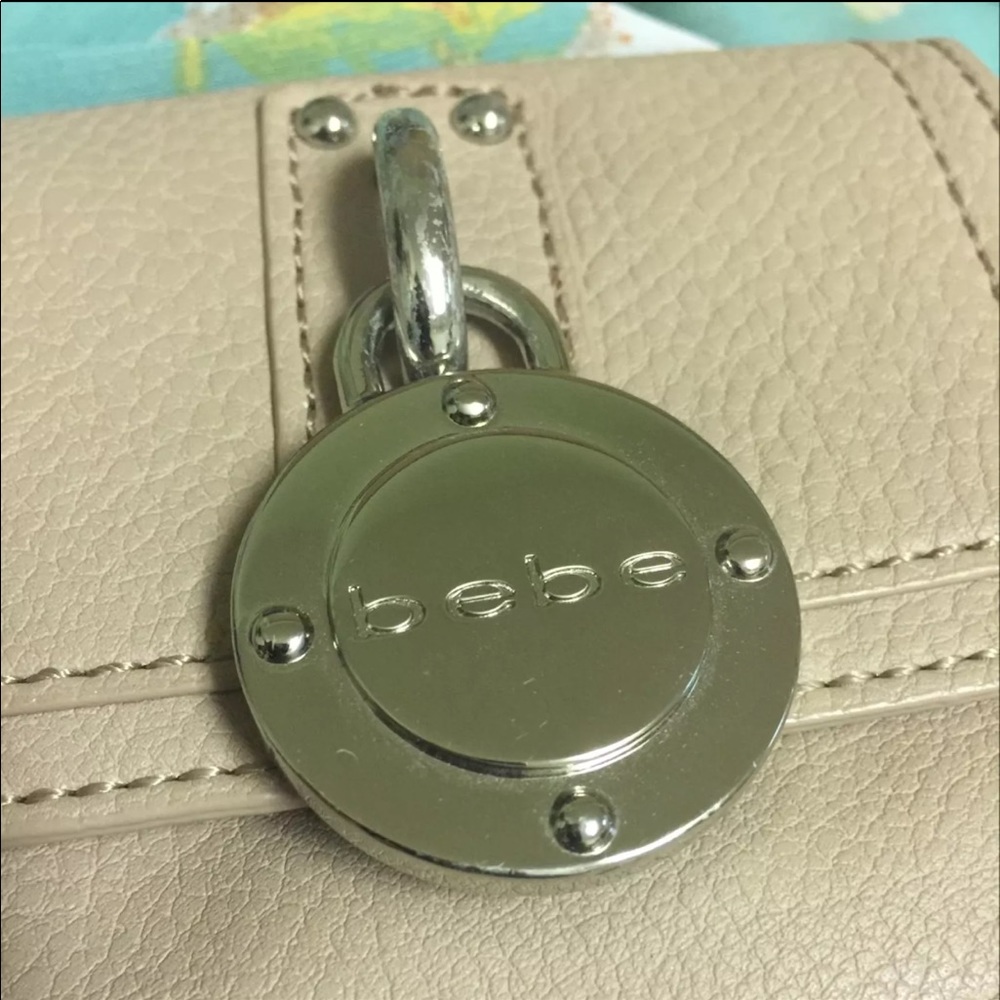 Bebe Wallet 💕 - Picture 3 of 6