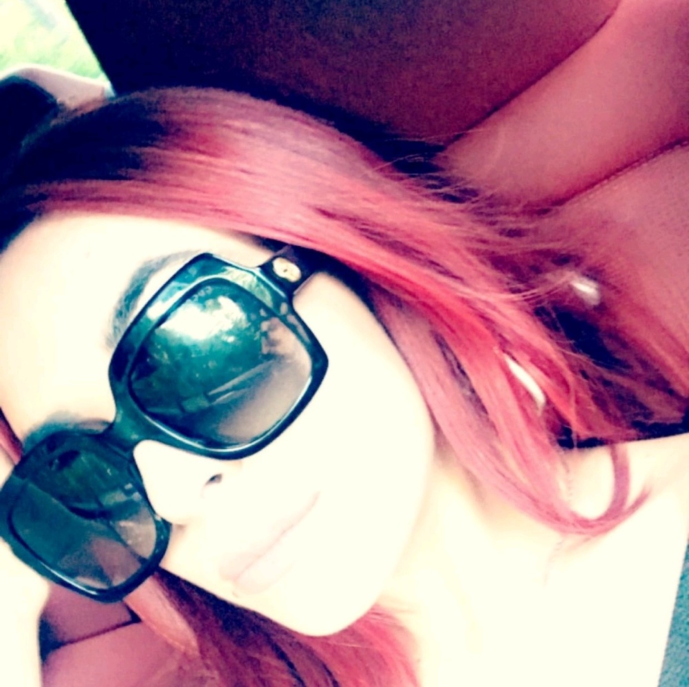 Meet your Posher, Gee