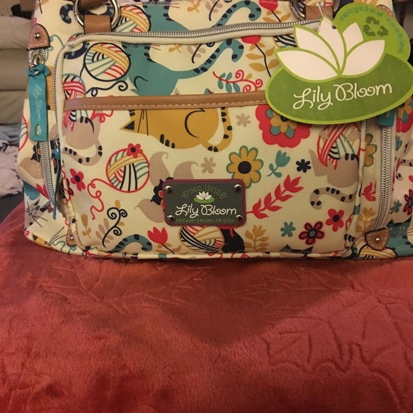 green living lily bloom bag
