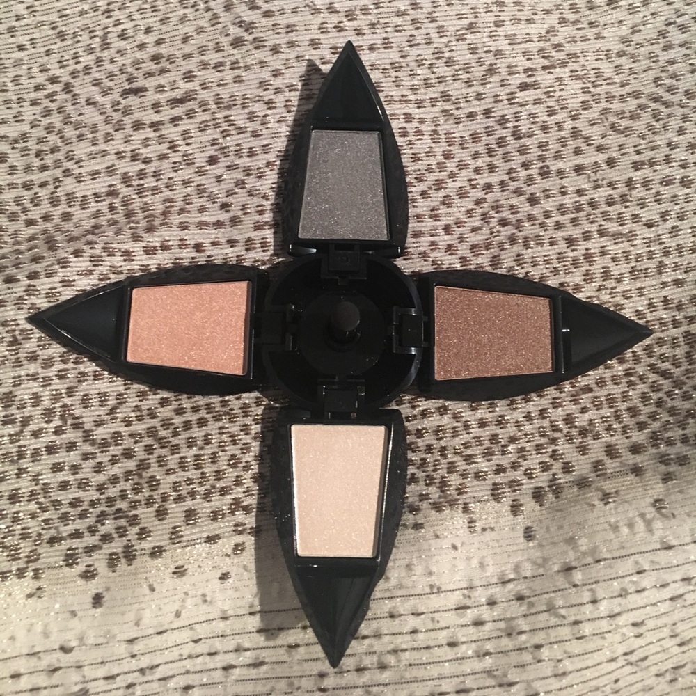 🎉🎉Host Pick NEW! Blossoming EyeShadow Quad