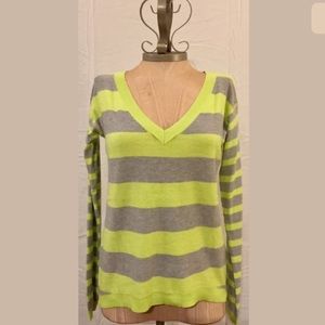 New Aeropostale XS Gray/Neon Stripe Sweater
