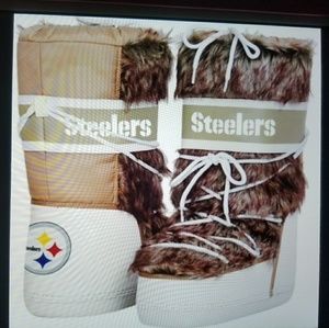 Pittsburgh Steelers boots.