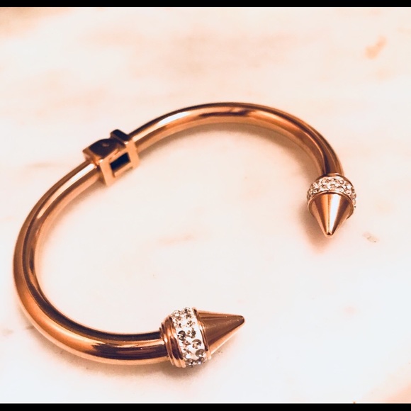 18k Rose Gold Filled Bangle w/CZ - Picture 2 of 2