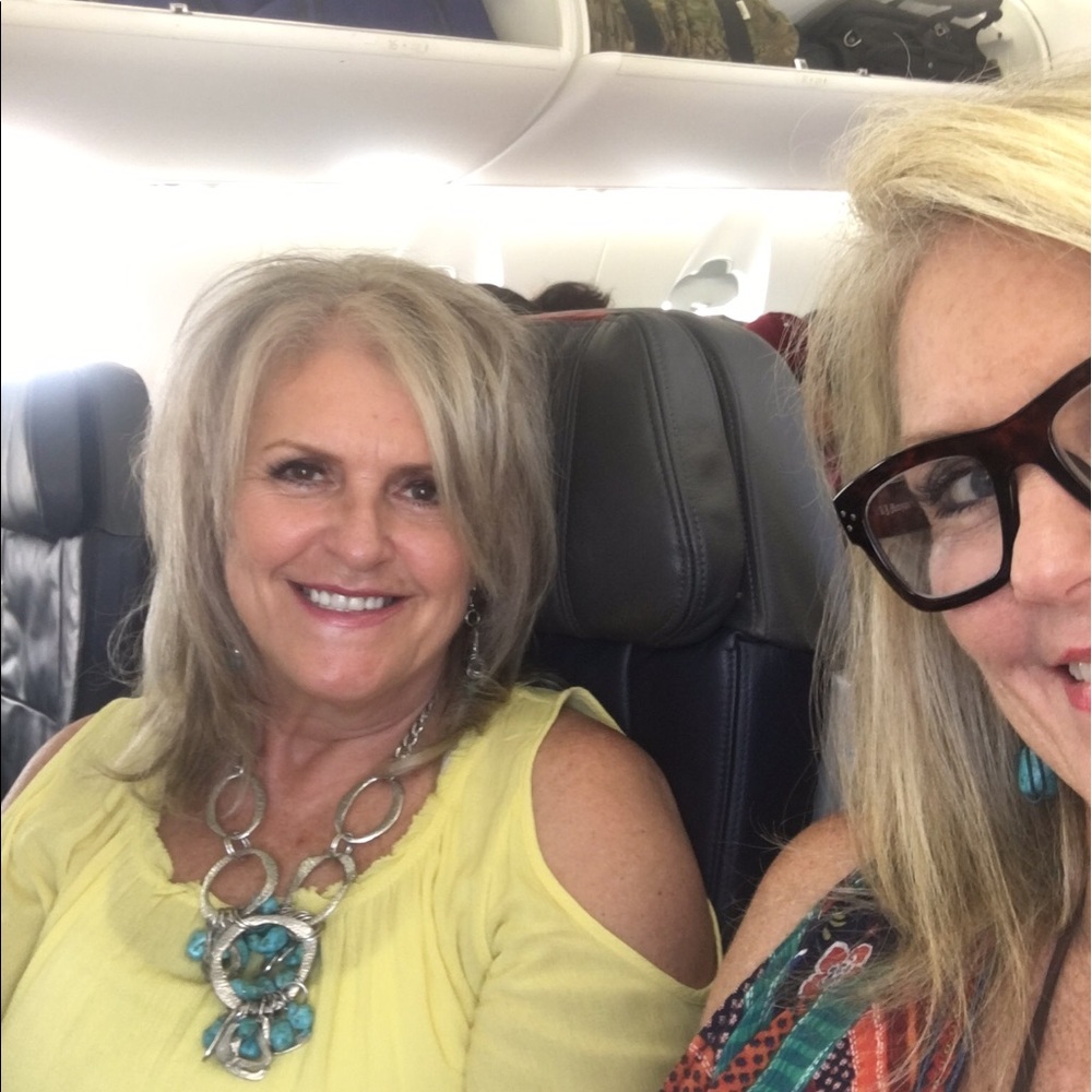 Meet your Posher, Deb