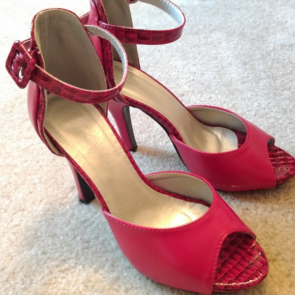 Red Pumps with Ankle Straps - Picture 3 of 7
