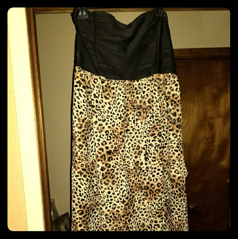 Cheetah/Leopard Knee Length Formal Dress Size 2X