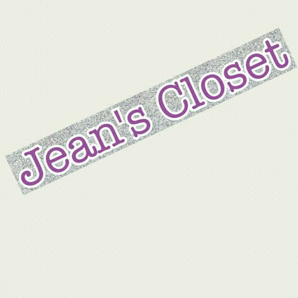 Jean's Closet - Picture 1 of 1