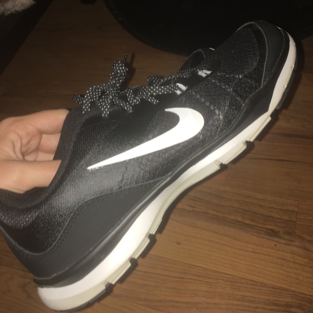 Nikes! worn once size 10
