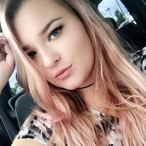 Meet your Posher, Lillian