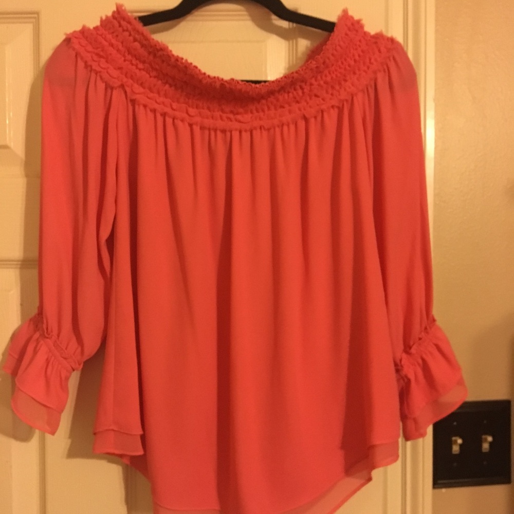 LOFT Off-the-Shoulder Top