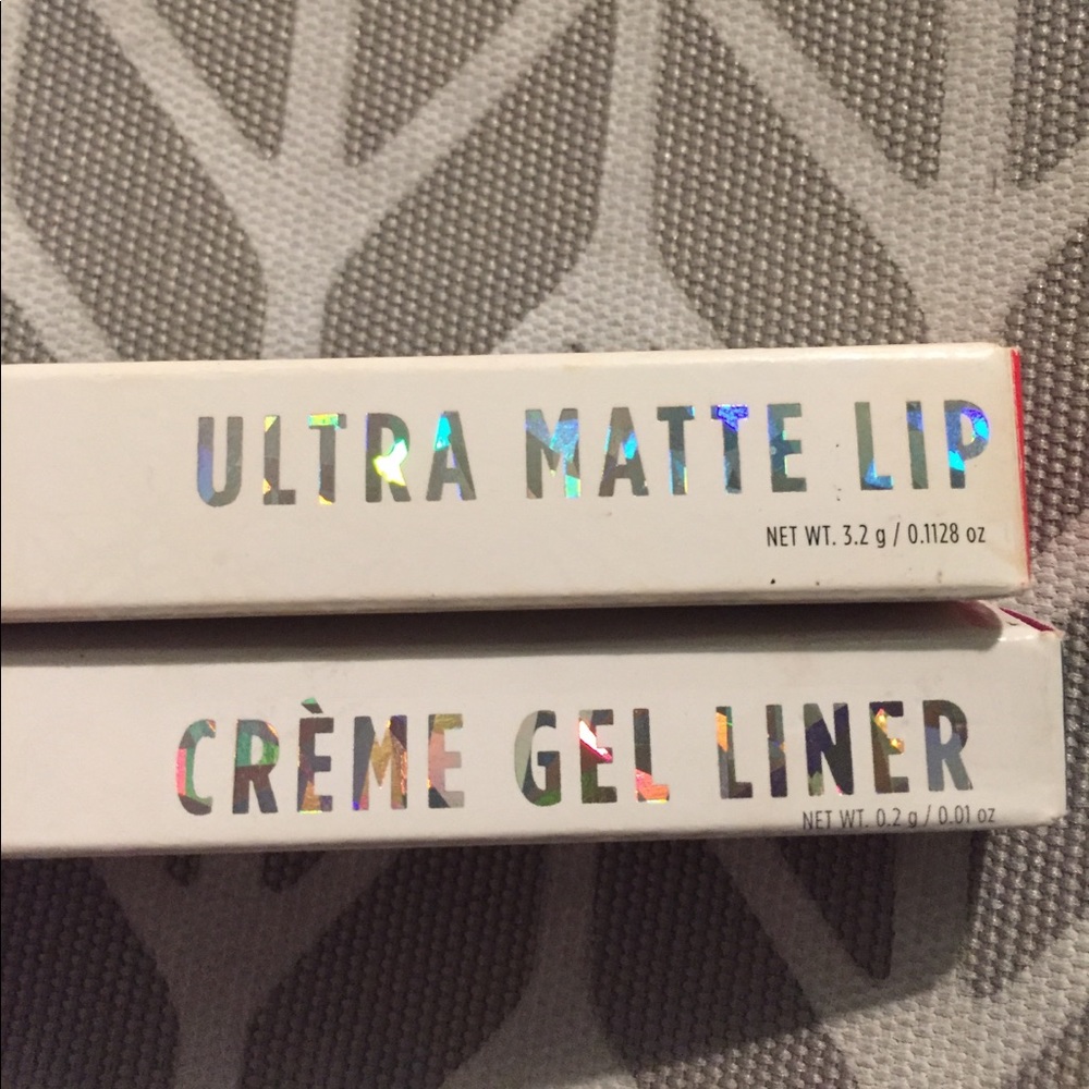 Makeup bundle - Picture 5 of 6