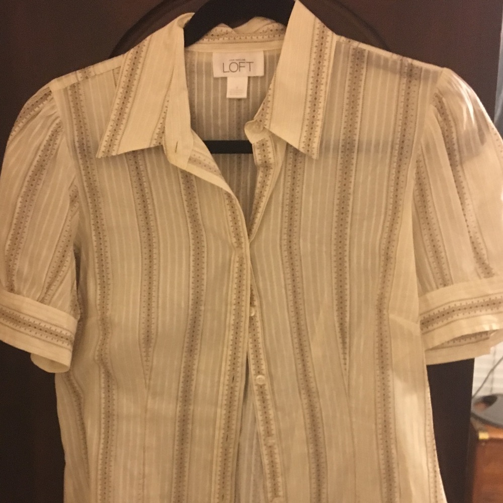 Short-Sleeved LOFT Top