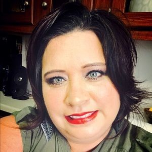 Meet your Posher, Diana