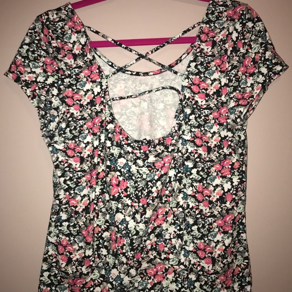 Top - Picture 2 of 3