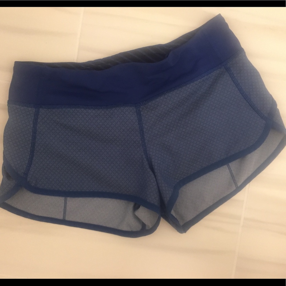 Lululemon running shorts with back pocket