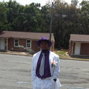 Meet your Posher, Carl