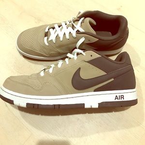 Nike casual shoes