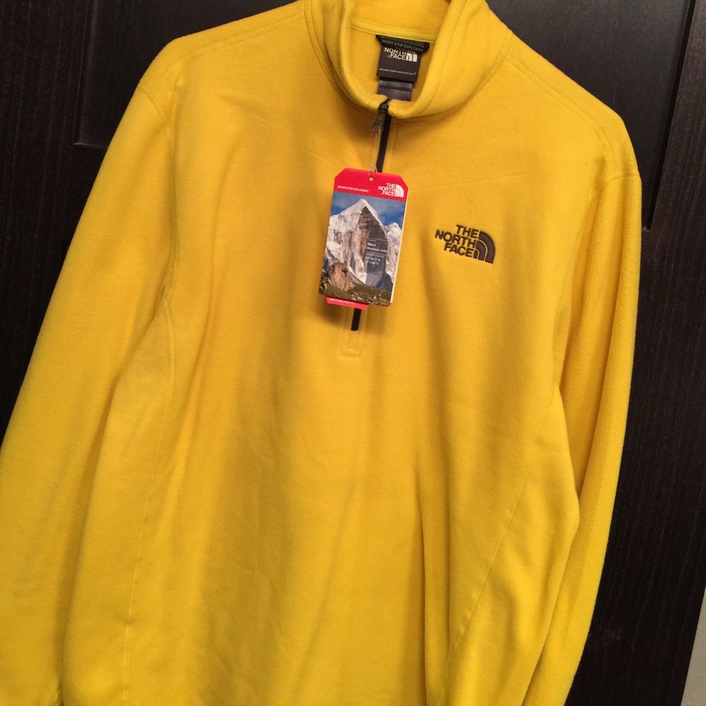 The North Face Men's Yellow Quarter Zip NWT Size M