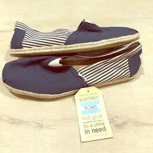 Toms shoes
