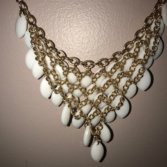 Necklace - Picture 3 of 4