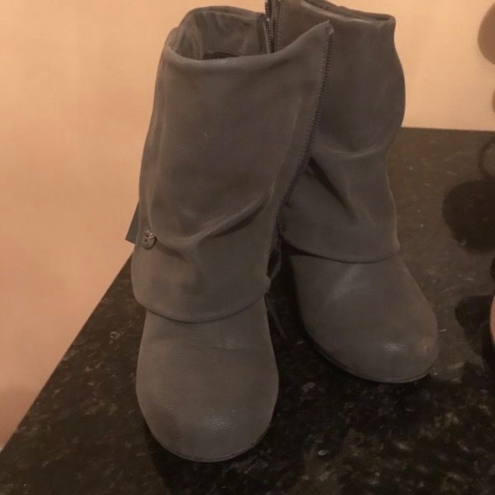Blowfish ankle boots size 8.5