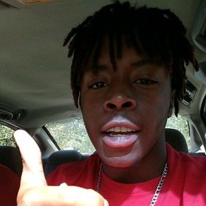 Meet your Posher, Devin