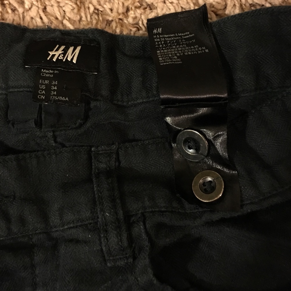 men's H&M dark blue pants