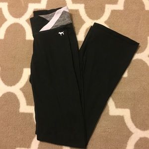 VS pink bootcut leggings