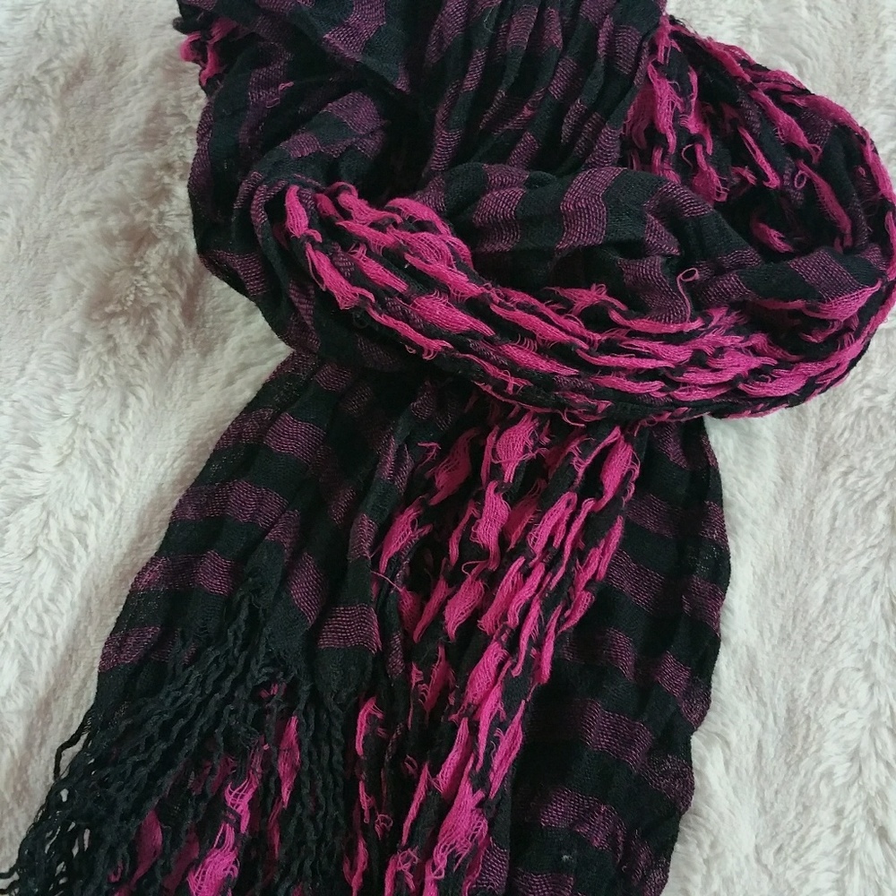 Checkered scarf - Picture 2 of 3