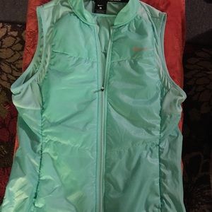 Nike vest
