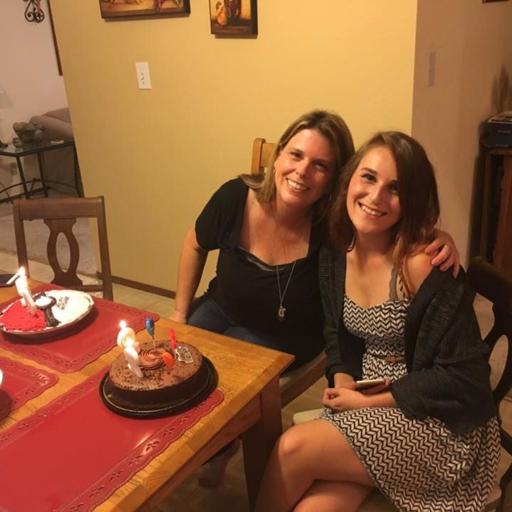 Meet your Posher, Kelly