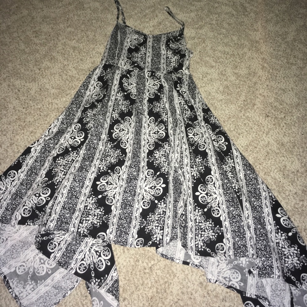 DIVIDED Black&White Dress