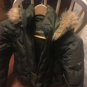 Guess winter coat fur hood
