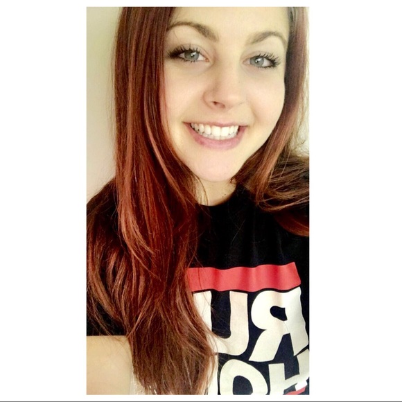 Meet your Posher, Danielle - Picture 1 of 1